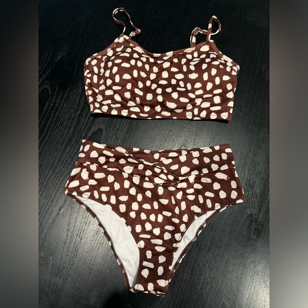 NWT BERLOOK Medium high waisted swimsuit